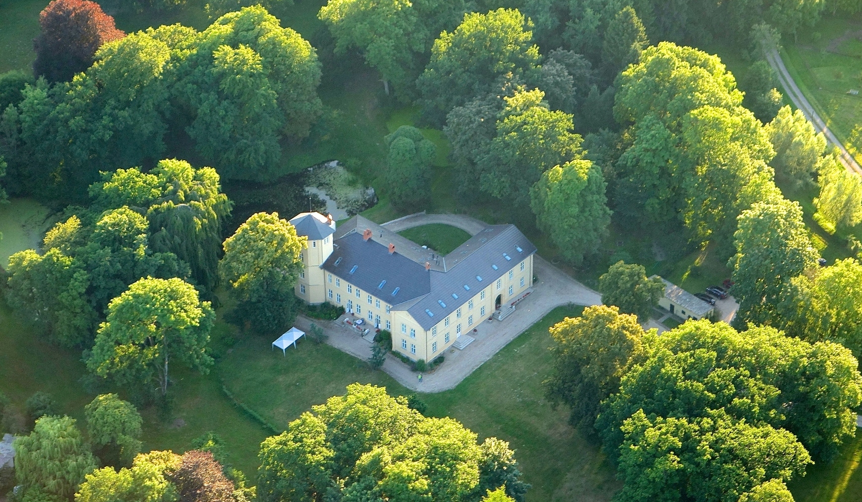 Osterarrangement 2026 auf dem Landhaus Schloss Kölzow