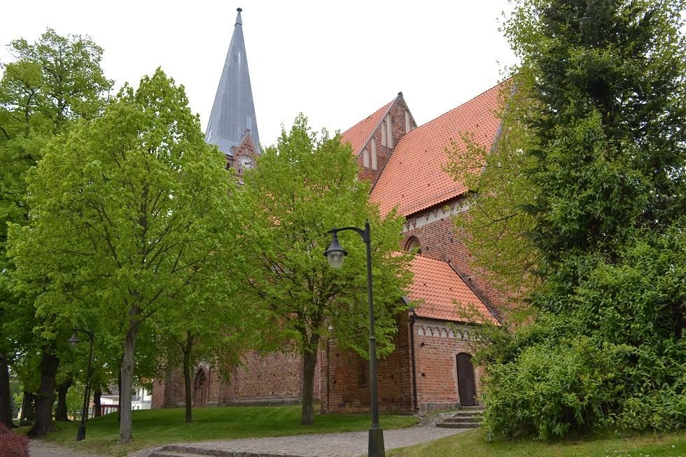 Bad Sülze-Kirche2