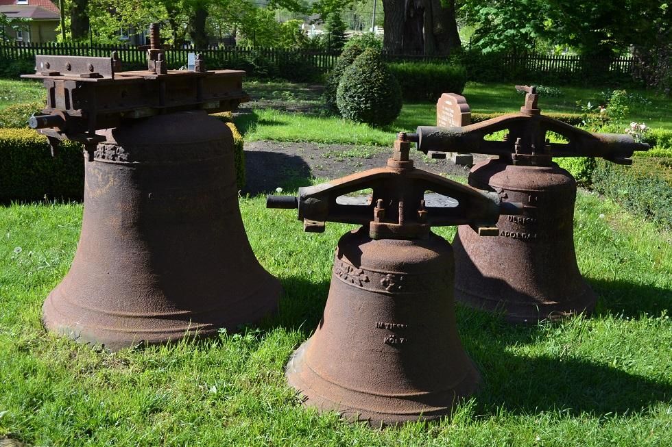Kölzow church bells