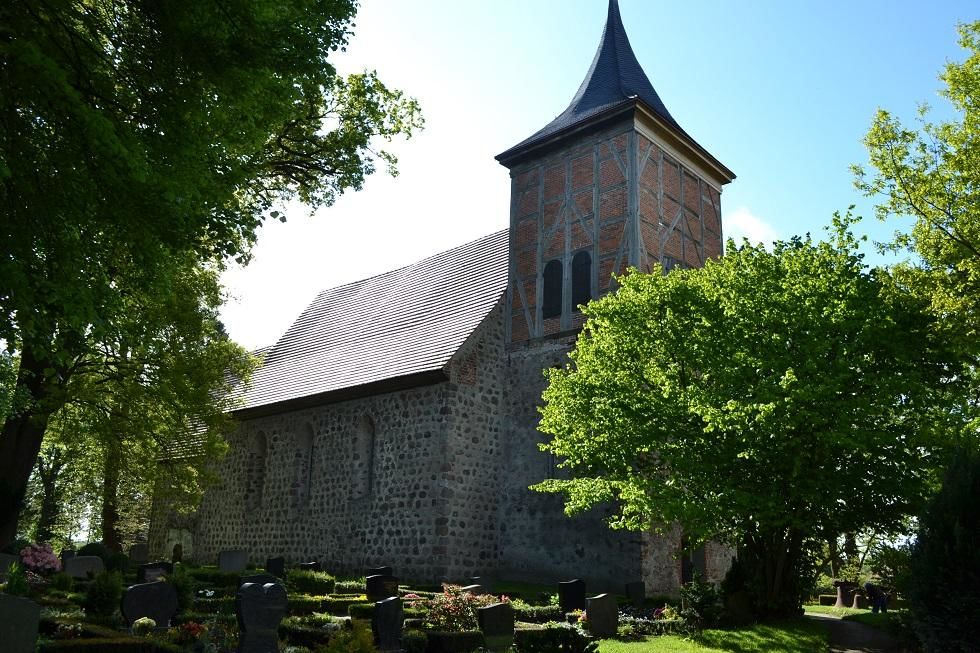 Kölzow church (2)
